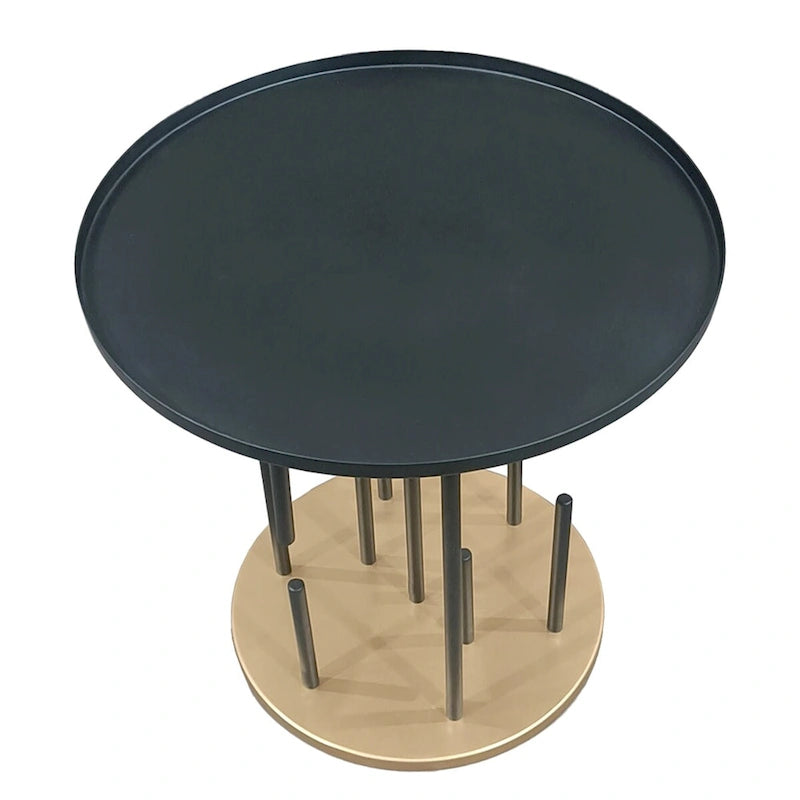 Table d'appoint de 50,8 cm, plateau rond noir mat, pieds modernes en tige avec base en laiton