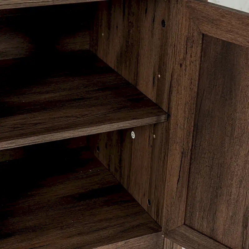 Meuble TV console en bois avec portes de grange rustiques en noyer de 58 po pour téléviseurs jusqu'à 65 po - 58 po de largeur