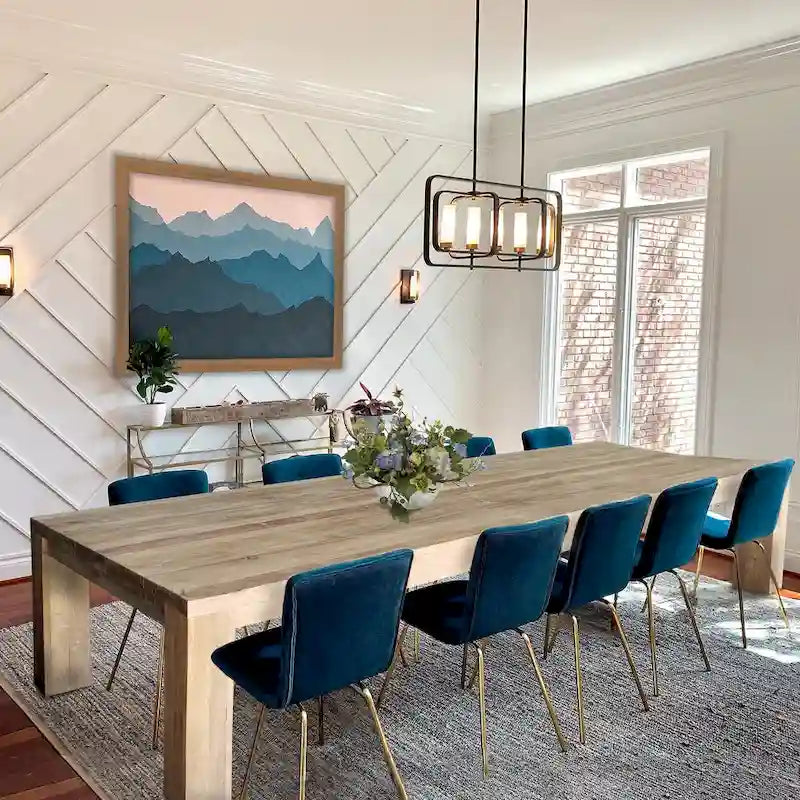 Une table à manger rectangulaire en teck recyclé, mesurant 259 cm.
