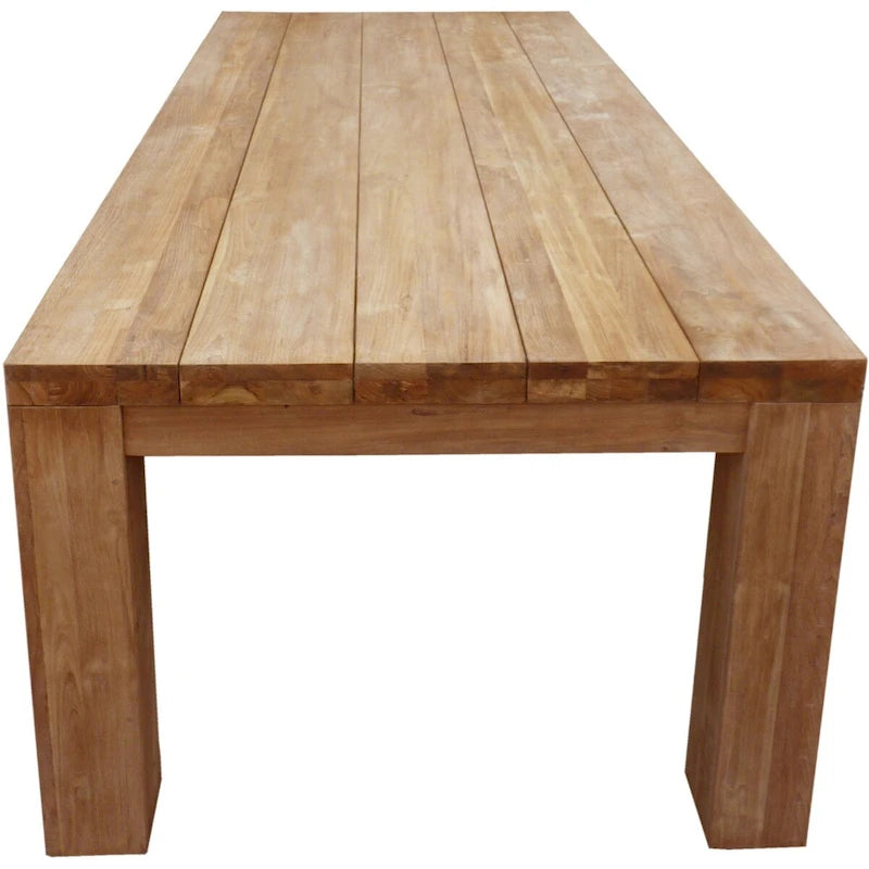 Une table à manger rectangulaire en teck recyclé, mesurant 259 cm.